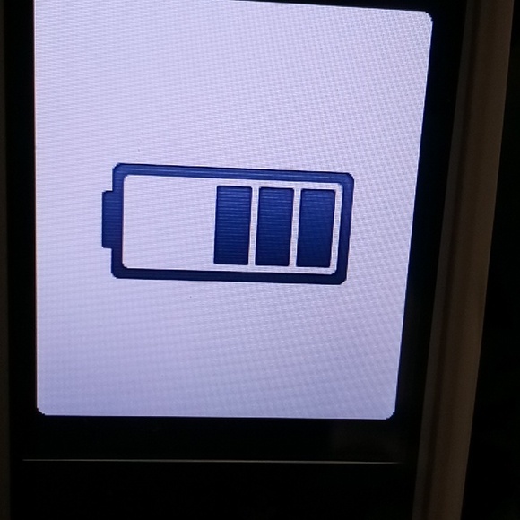 Doro FLIP PHONE - Consumer Cellular Excellent working condition - Picture 5 of 15